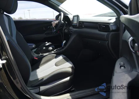 2020 Hyundai Veloster 2.0 z USA, uszkodzony, nr VIN KMHTG6AF6LU020776